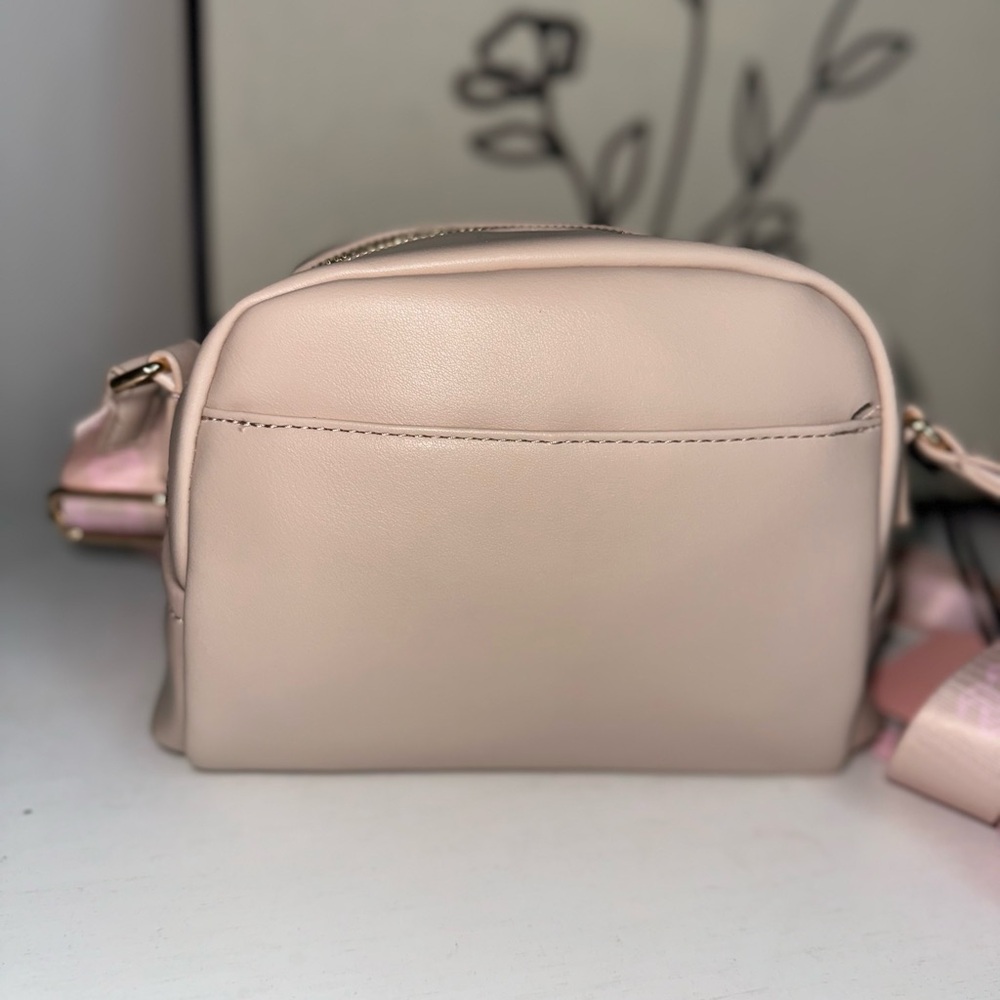 Juicy Couture  Puffed Up Crossbody - Picture 4 of 4